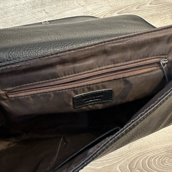 Matt & Nat Purse - Picture 5 of 6